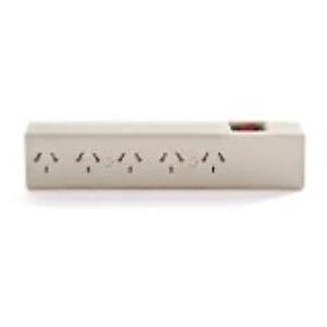 Zapatilla 220V Con Interruptor 5 Tomas 2.50 Mts RICHI (PM572)